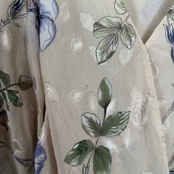 ASTR Floral Pink Bodysuit Size XS - Picture 4 of 7